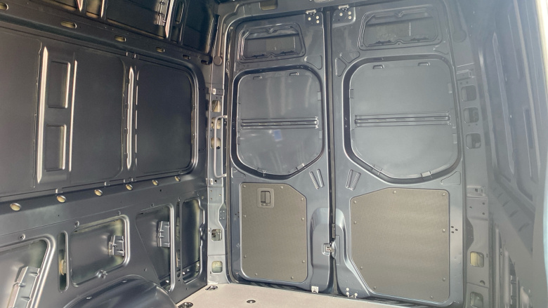 Mercedes-Benz Sprinter 315Cdi L2 Diesel Rwd 3.5t H2 Select Van